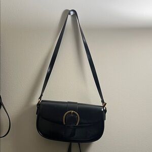 Elegant Black Leather Shoulder Bag